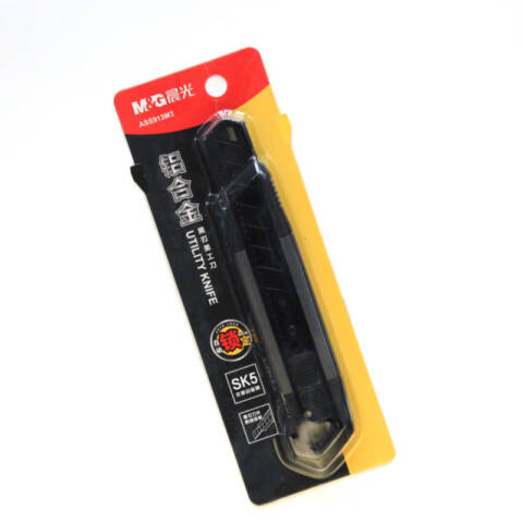 M&G/晨光 大号办公美工刀，ASS913M3 黑色 适配18mm刀片